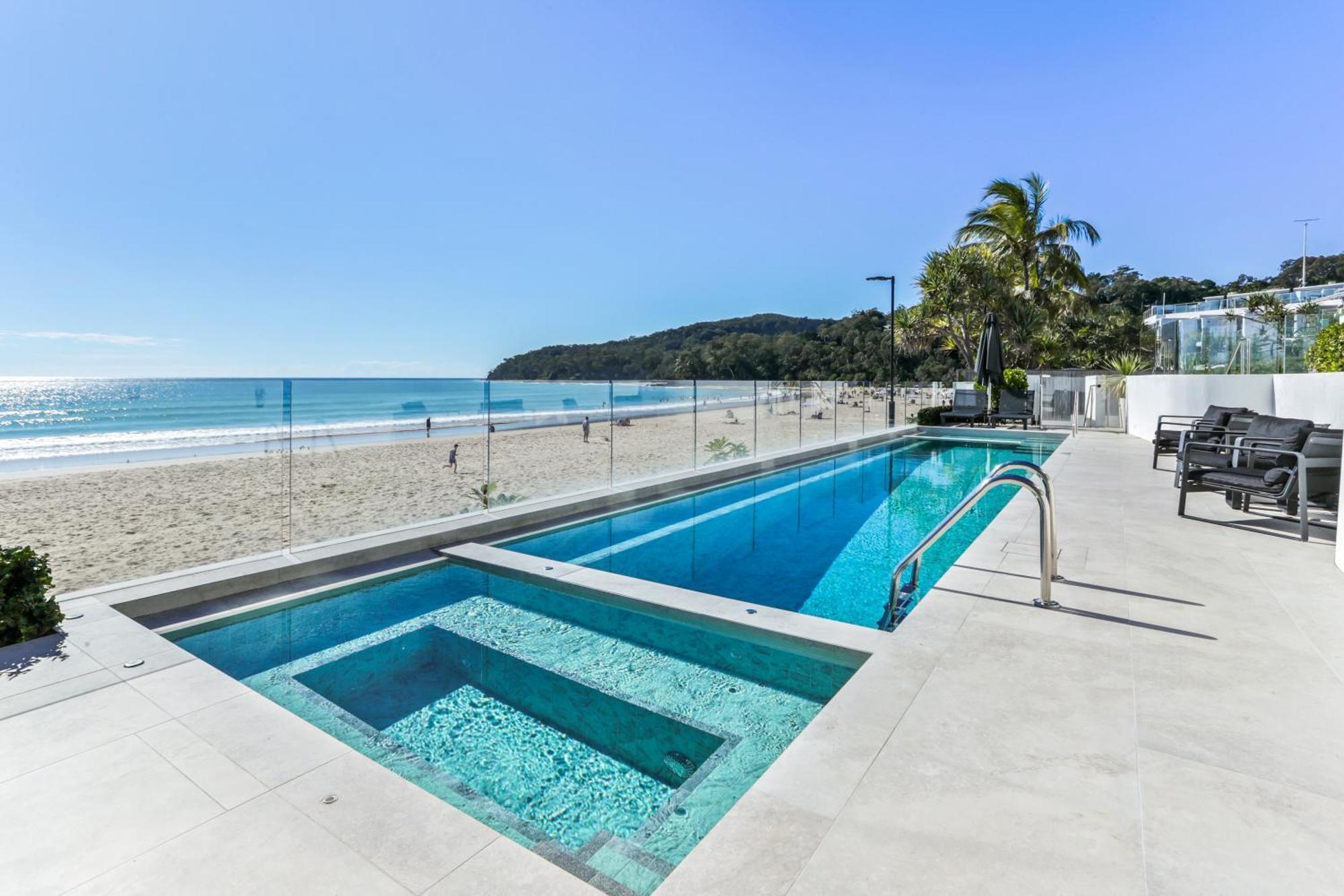 Beachfront Luxury, Hastings Street Appartement Noosa Heads Buitenkant foto